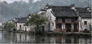雨后的徽州水乡和白墙黛瓦